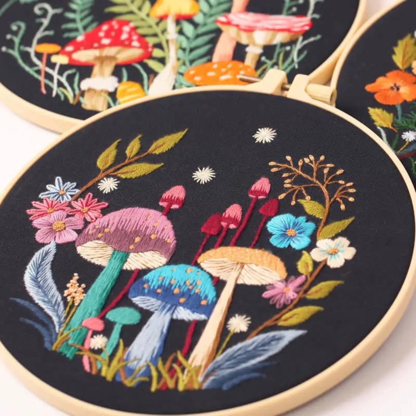 Mushroom Embroidery Kits DIY Beginner Adults Embroidery Thread Painting Kit Stamped Cross Stitch Craft Gift Idea Embroidery kit Embroidery Kits