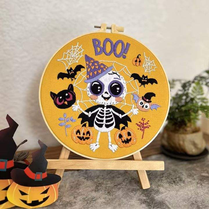 Halloween embroidery kit suitable for beginners