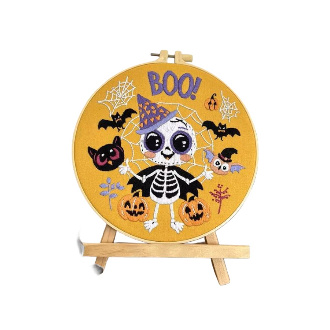 Halloween embroidery kit suitable for beginners