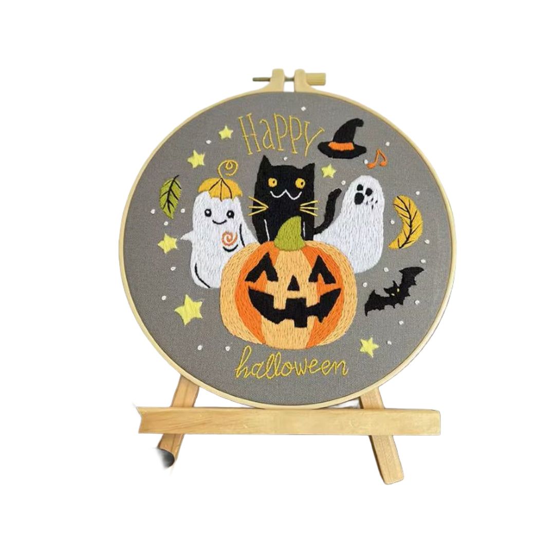 Halloween embroidery kit suitable for beginners