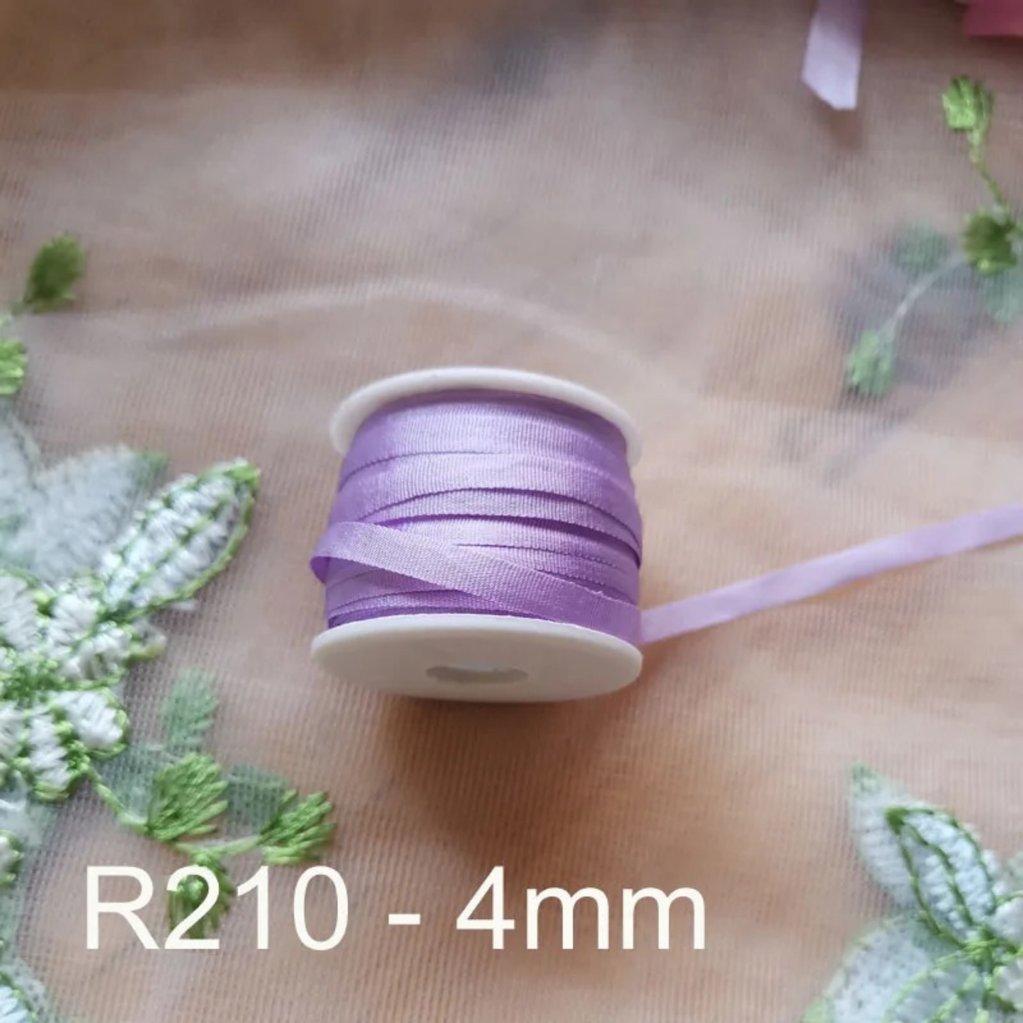 4mm Mulberry Silk Ribbon Natural Pure 100% Silk Ribbons 2mm 7mm 13mm 20mm Silk Ribbon Embroidery Cross Stitch 91 Colours