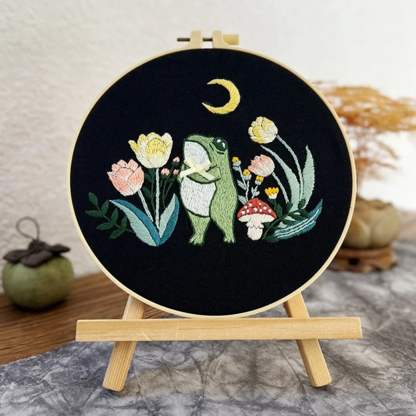 Cute Frogs Embroidery Kits DIY Beginner Adults Embroidery Thread Painting Kit Stamped Cross Stitch Craft Gift Idea