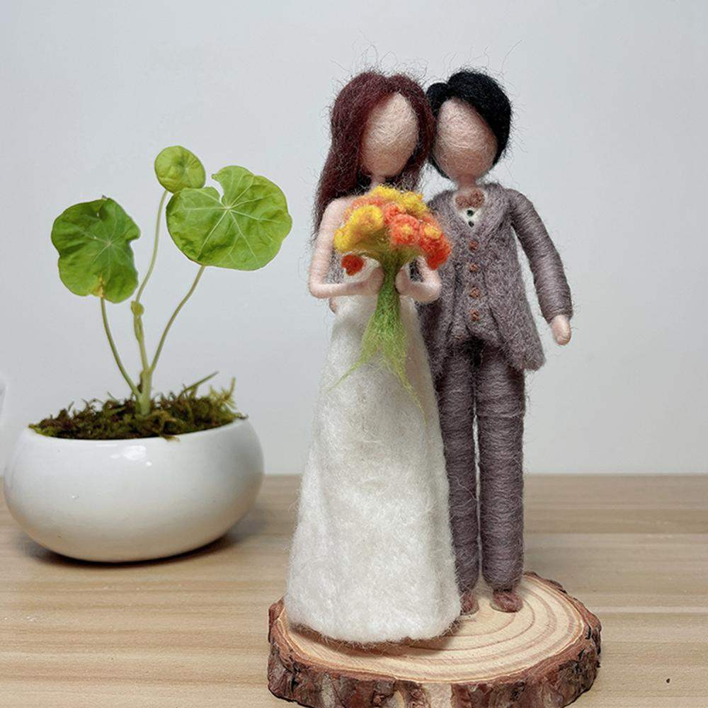 Wedding Figures Needle Felting Kit