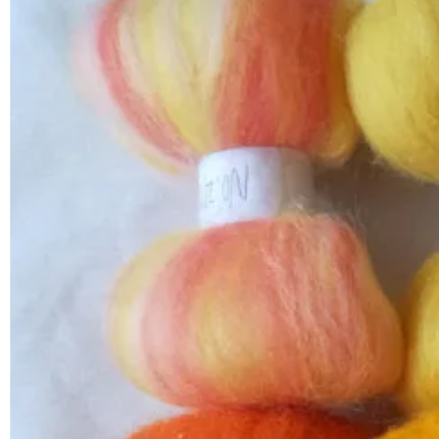 Yellow Tones 70s Australian Merino wool for needle felting