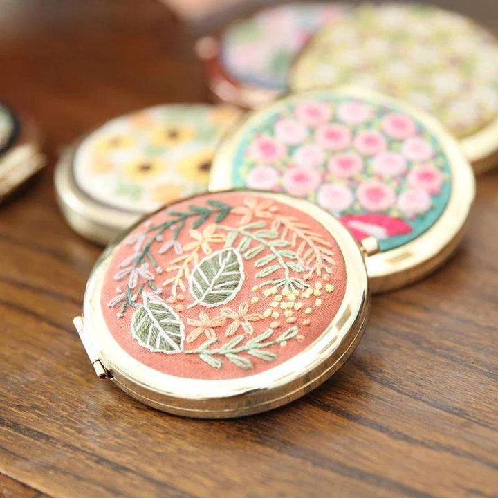 Compact Makeup Mirror Embroidery Kits