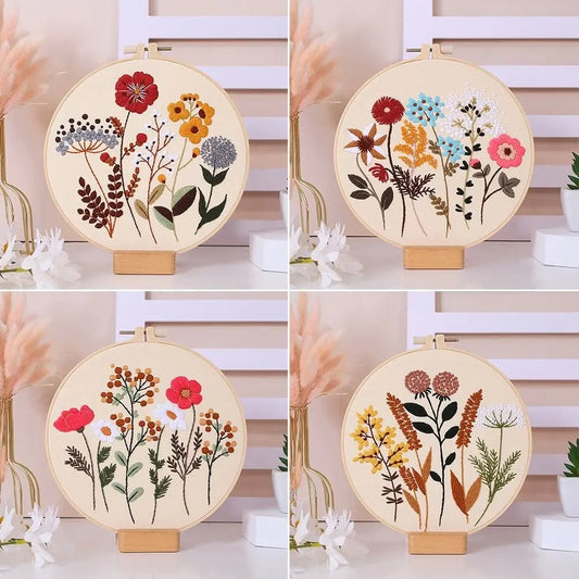 Meadow Flower Embroidery Starter Kit Beginners DIY Embroidery kit, 4 x pre printed cloth 2 x 20cm hoops Quality Embroidery Thread Craft gift