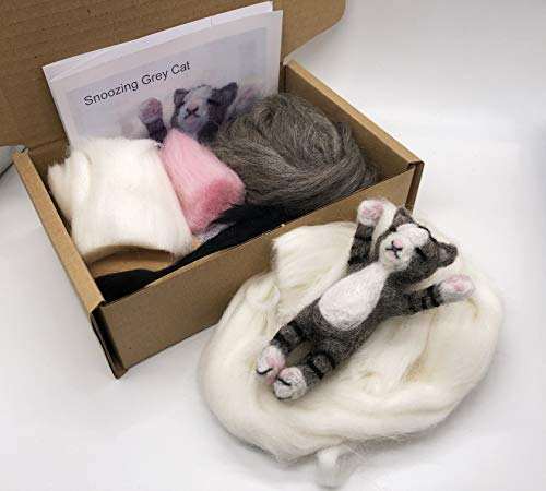 Snoozing Cat Needle Felting Kit